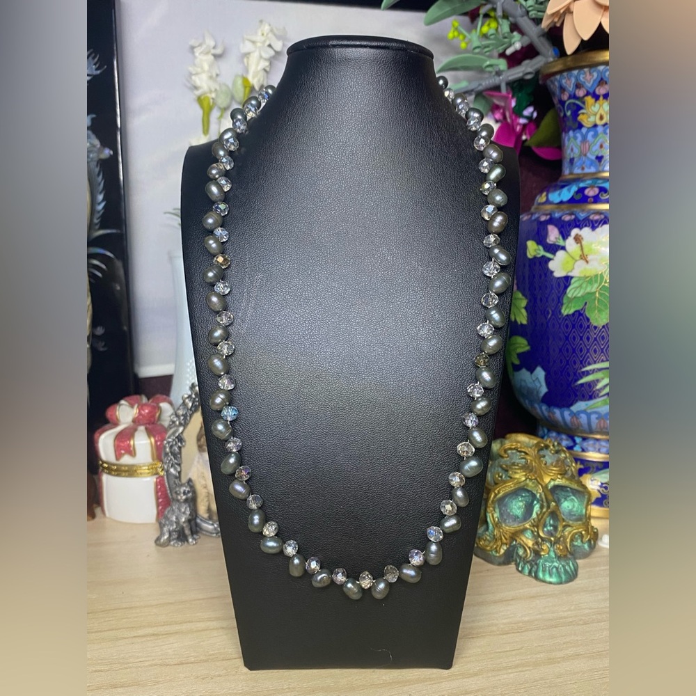 Handmade freshwater pearls and crystal necklace